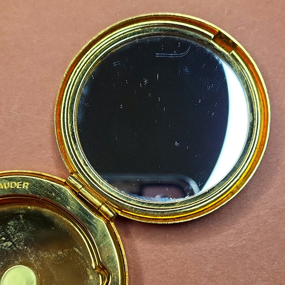 Mirrored Compact - Picture 4 of 5